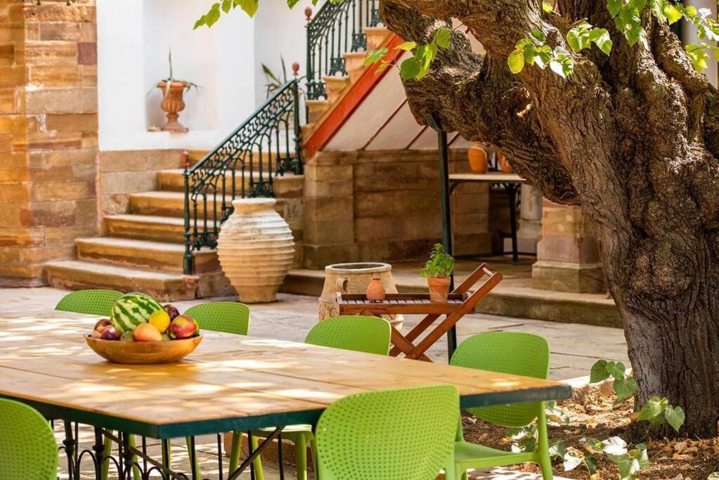 Calvocoressi Estate Chios Town Exterior photo